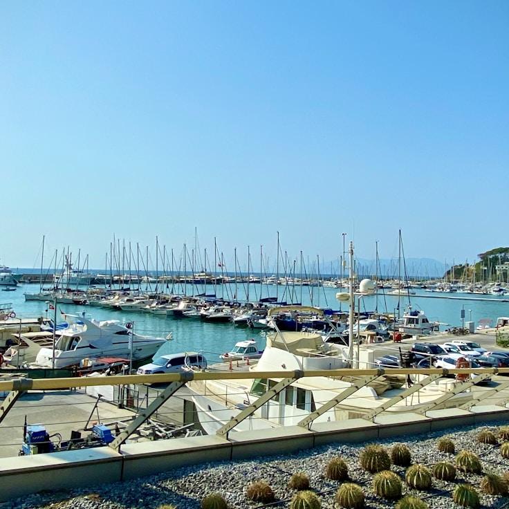 Yachting lifestyle moment